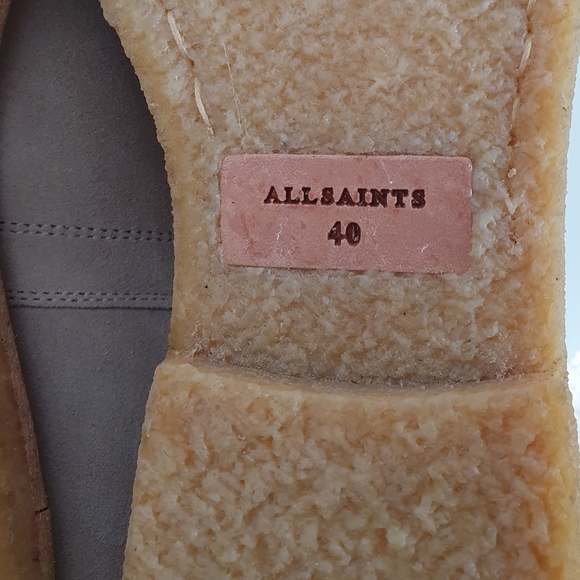 NWOB, All Saints Rhett suede Chelsea boots, size 40/US 7, sand gray - Picture 8 of 11